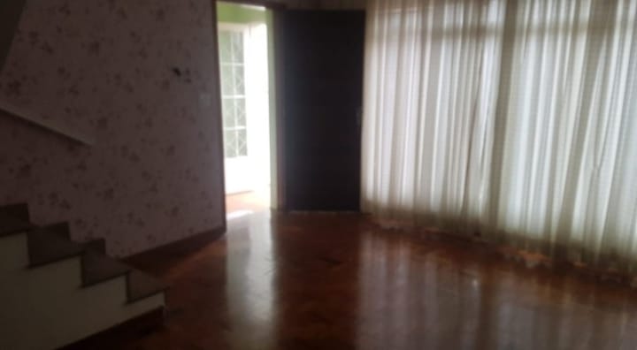 Casa à venda com 2 quartos, 300m² - Foto 8