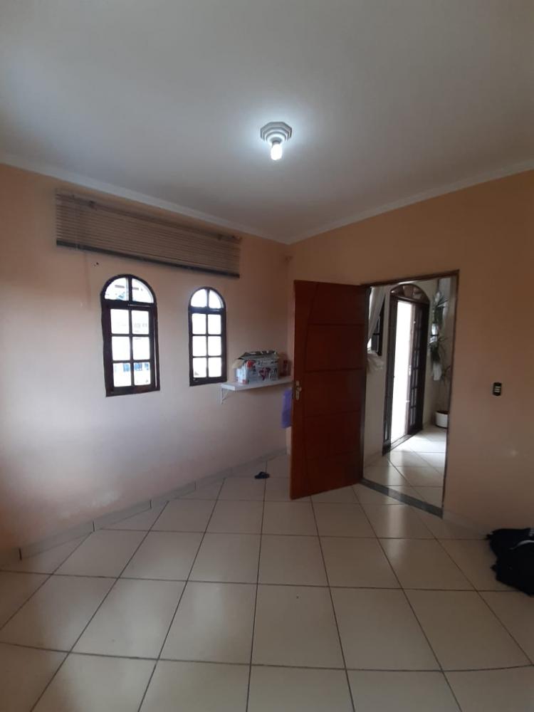 Casa à venda com 5 quartos, 220m² - Foto 23