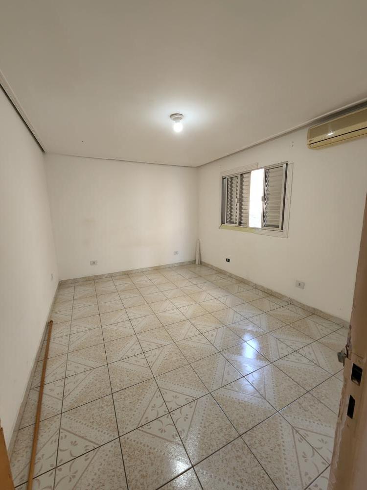 Casa à venda com 6 quartos, 250m² - Foto 41