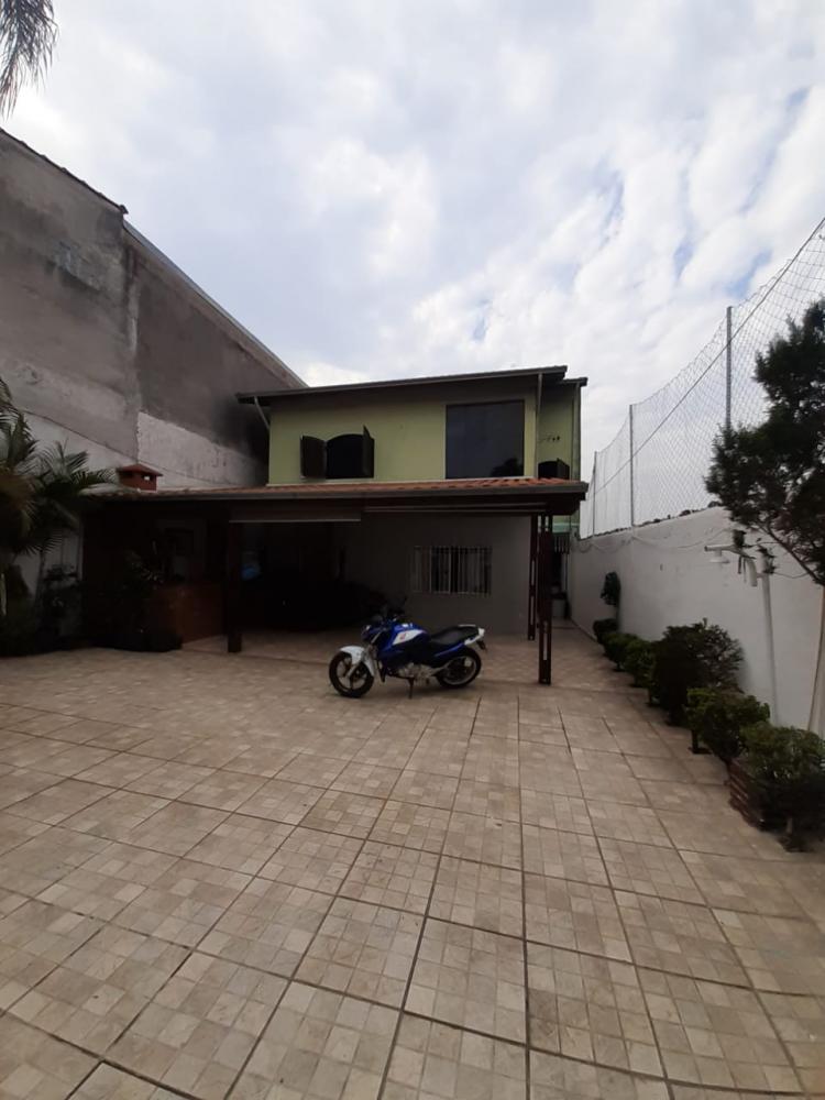 Casa à venda com 3 quartos, 280m² - Foto 2