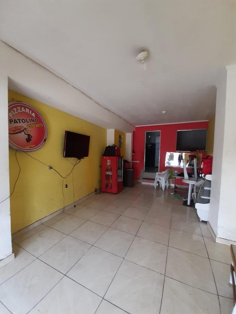 Casa à venda com 7 quartos, 300m² - Foto 35