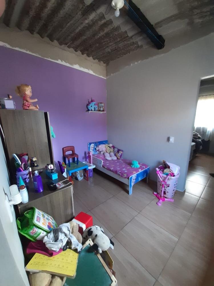 Casa à venda com 7 quartos, 300m² - Foto 33