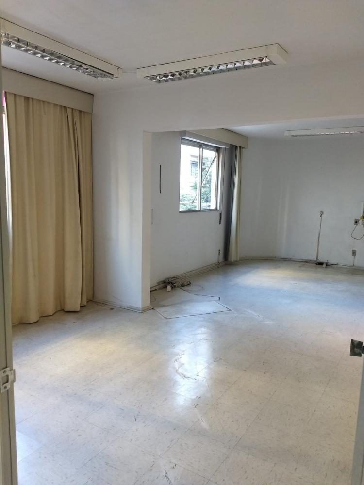 Imóvel Comercial Padrão à venda e aluguel, 83m² - Foto 14