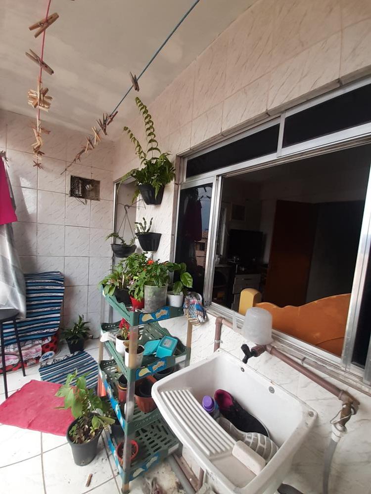 Casa à venda com 4 quartos, 75m² - Foto 4