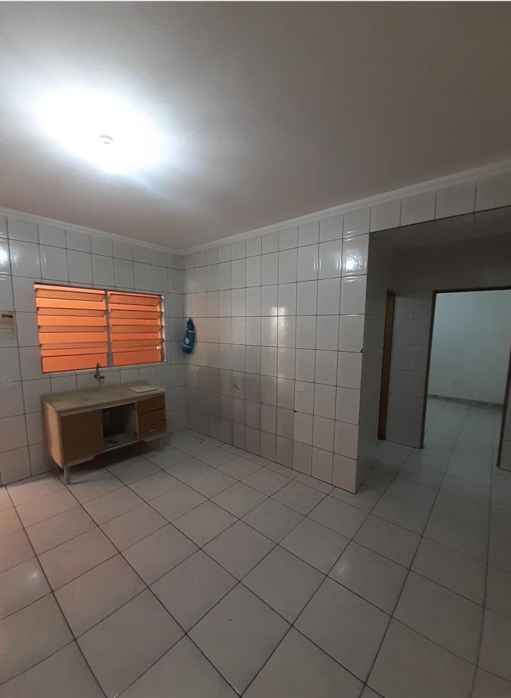 Casa à venda com 6 quartos, 150m² - Foto 15