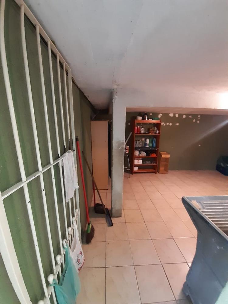 Casa à venda com 5 quartos, 150m² - Foto 18