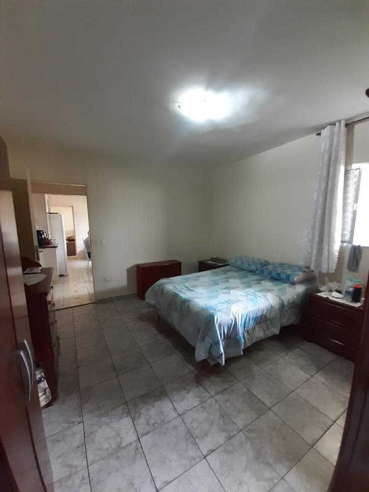 Casa à venda com 5 quartos, 150m² - Foto 14