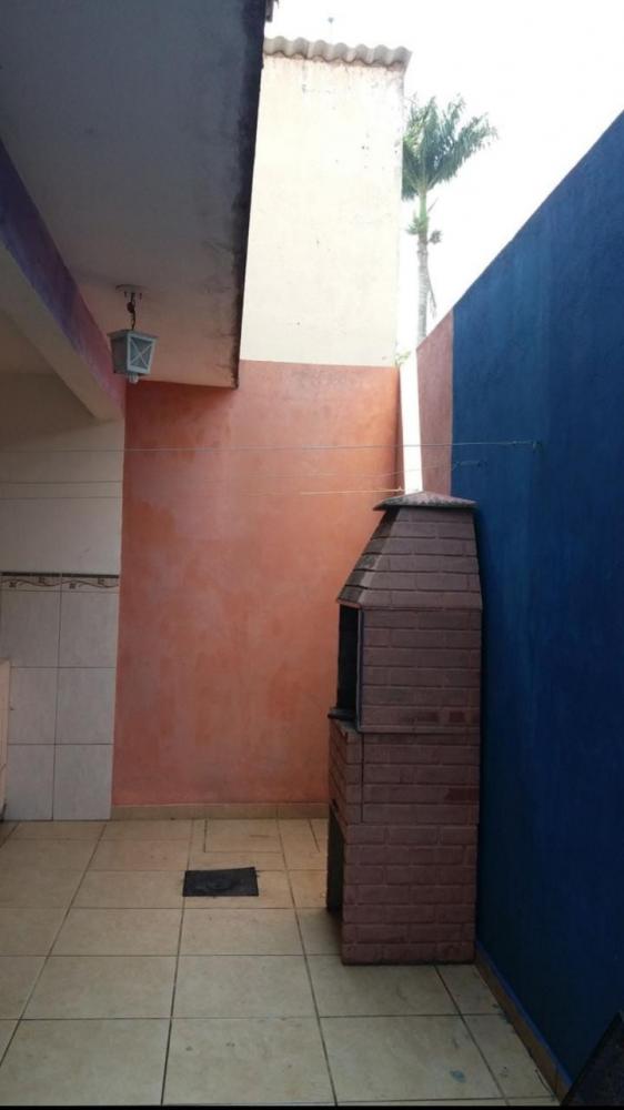 Casa à venda com 3 quartos, 125m² - Foto 2