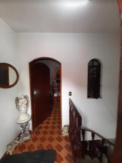 Casa à venda com 6 quartos, 184m² - Foto 22