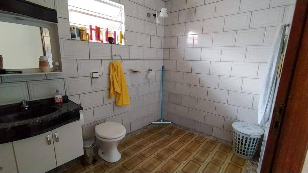 Casa à venda com 6 quartos, 250m² - Foto 20