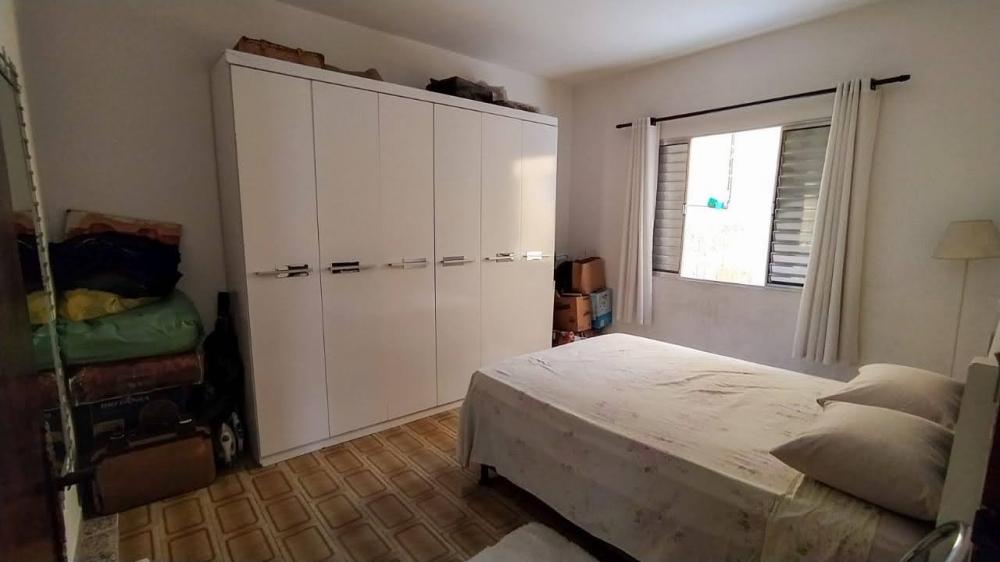 Casa à venda com 6 quartos, 250m² - Foto 24