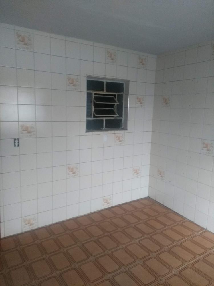 Casa à venda com 4 quartos, 230m² - Foto 12