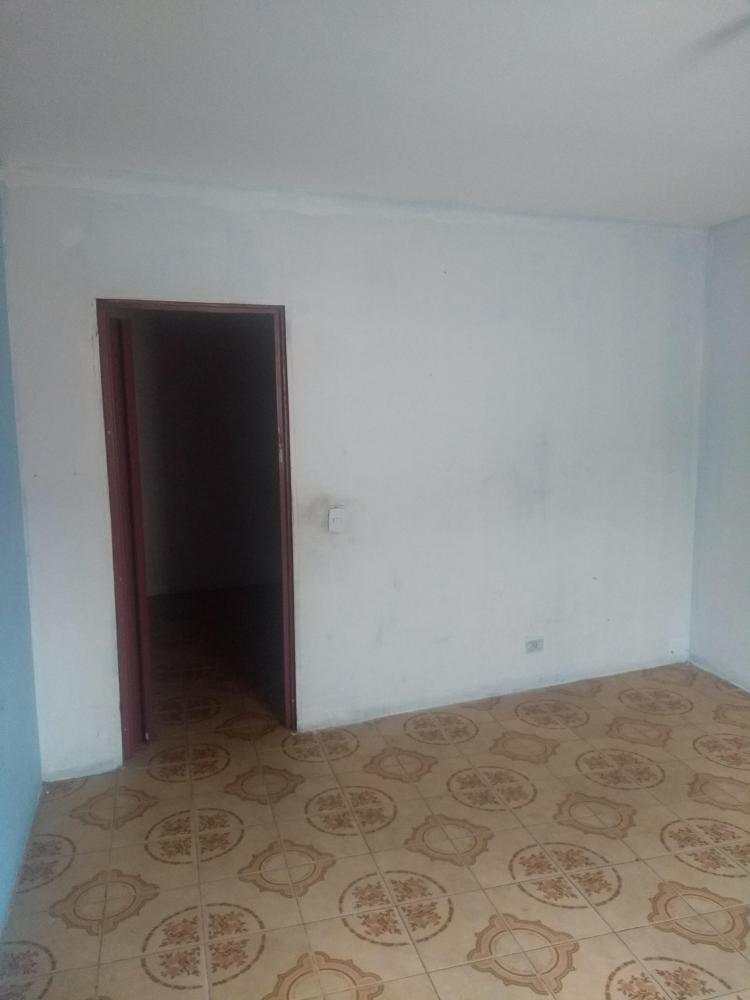 Casa à venda com 4 quartos, 230m² - Foto 17