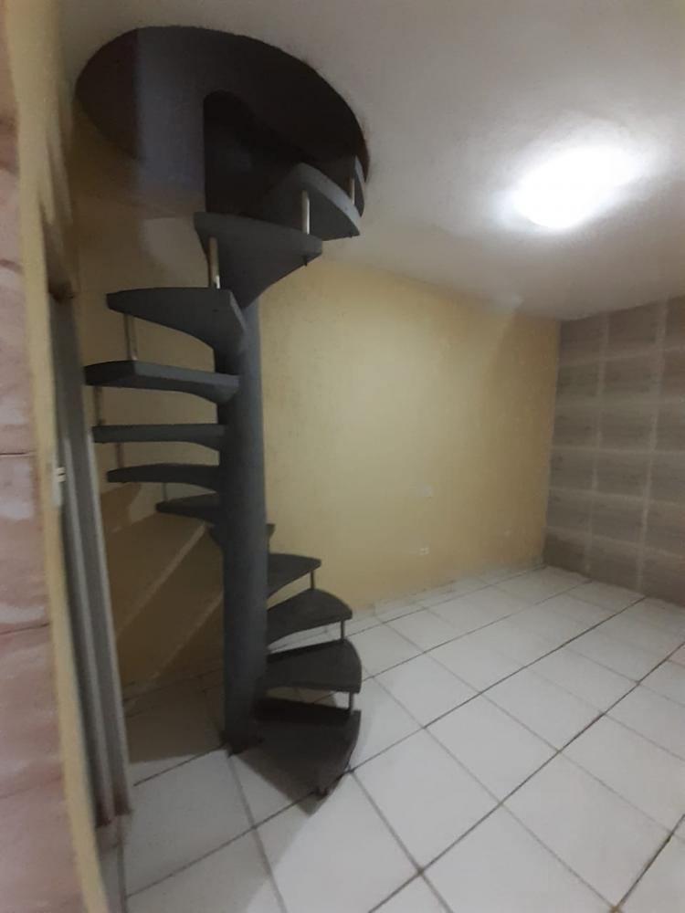 Casa à venda com 4 quartos, 131m² - Foto 17