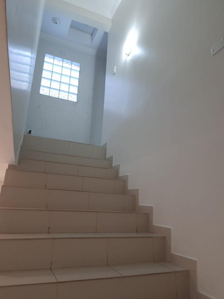 Casa à venda com 3 quartos, 209m² - Foto 21