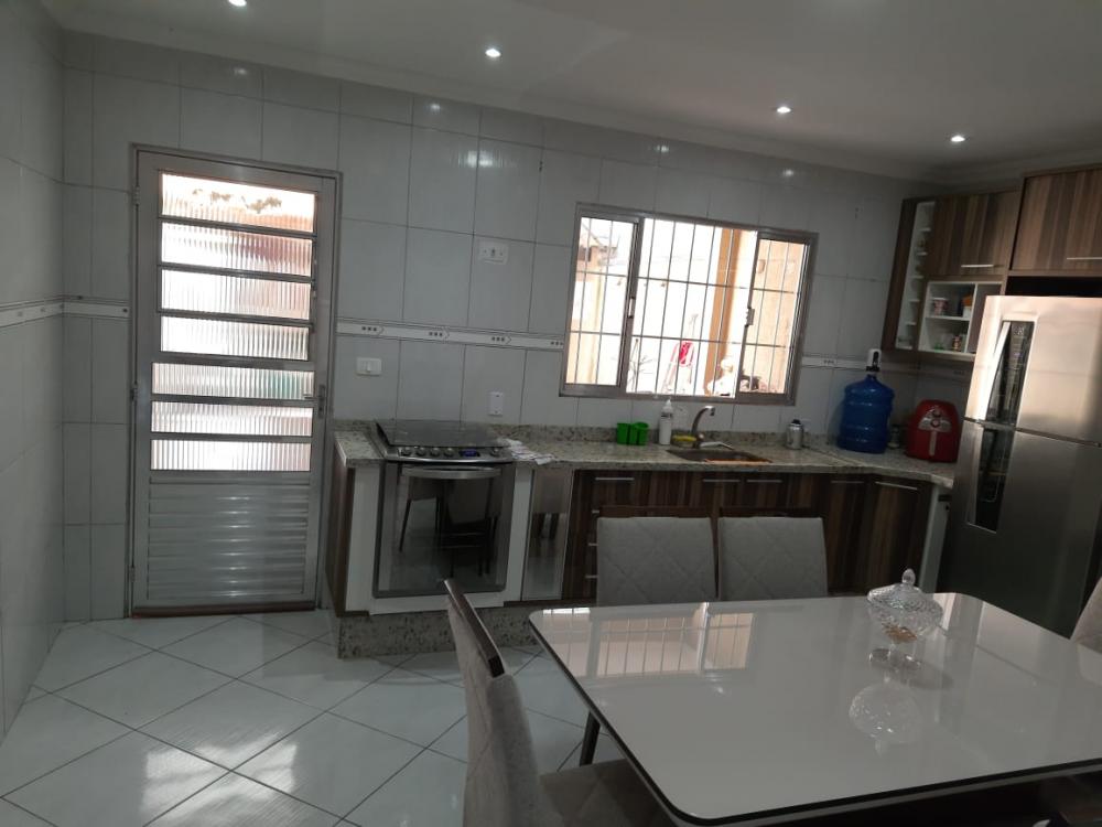 Casa à venda com 3 quartos, 209m² - Foto 12