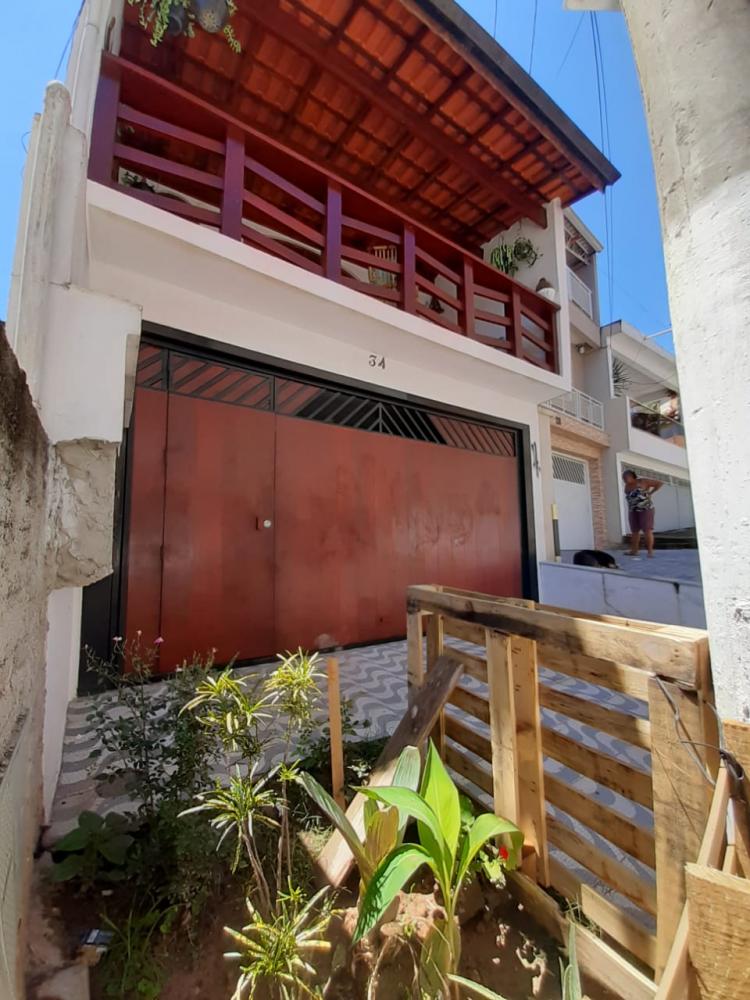 Casa à venda com 5 quartos, 150m² - Foto 1