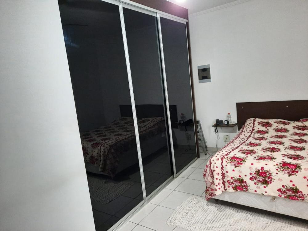Apartamento à venda com 3 quartos, 13998m² - Foto 6