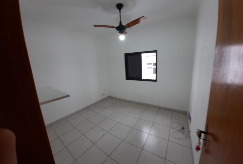 Apartamento à venda com 3 quartos, 13998m² - Foto 9