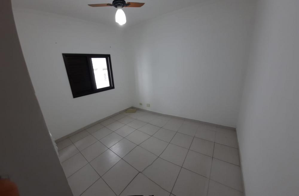 Apartamento à venda com 3 quartos, 13998m² - Foto 16