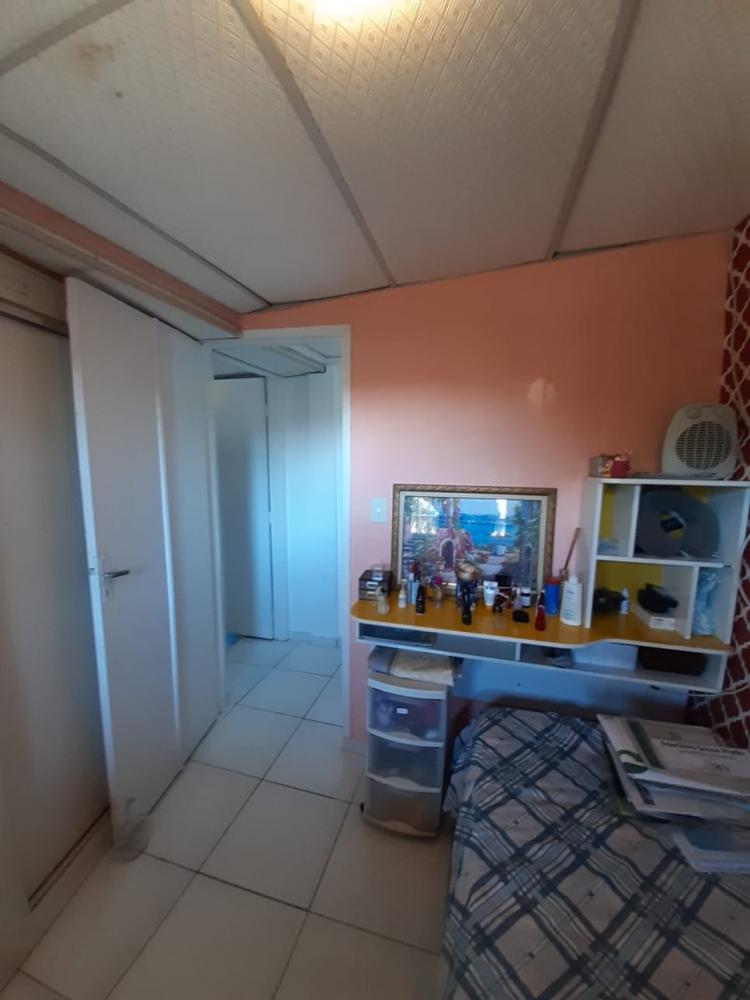 Casa à venda com 3 quartos, 239m² - Foto 11