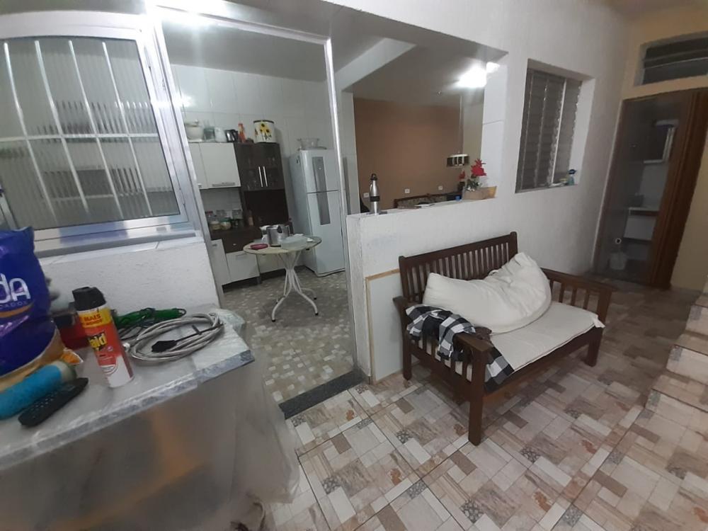 Casa à venda com 8 quartos, 250m² - Foto 10