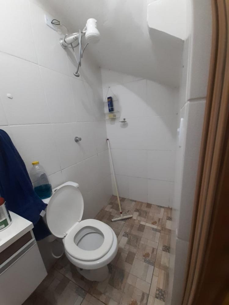 Casa à venda com 8 quartos, 250m² - Foto 19