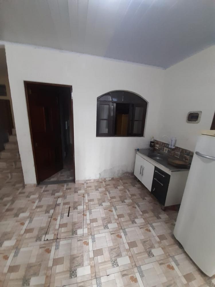 Casa à venda com 8 quartos, 250m² - Foto 21