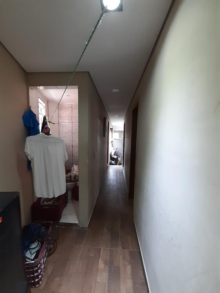 Casa à venda com 10 quartos, 240m² - Foto 46