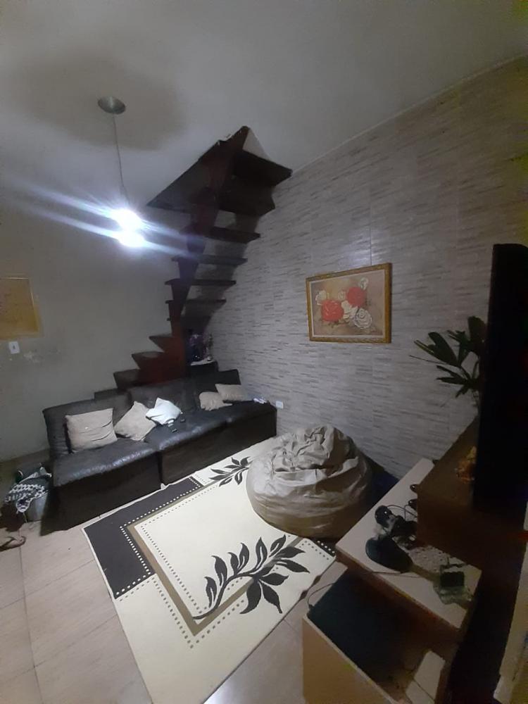 Casa à venda com 6 quartos, 142m² - Foto 7