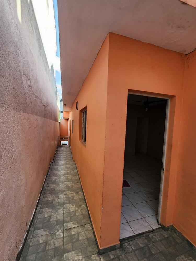 Casa à venda com 4 quartos, 138m² - Foto 23