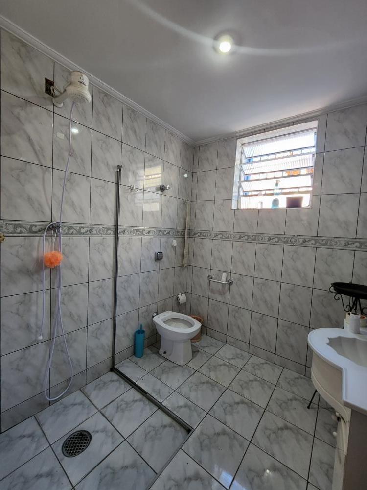 Casa à venda com 6 quartos, 229m² - Foto 26