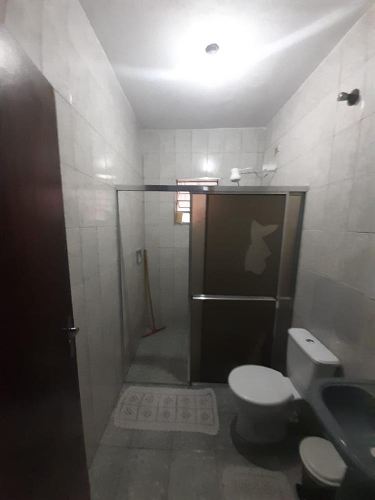 Casa à venda com 3 quartos, 80m² - Foto 11