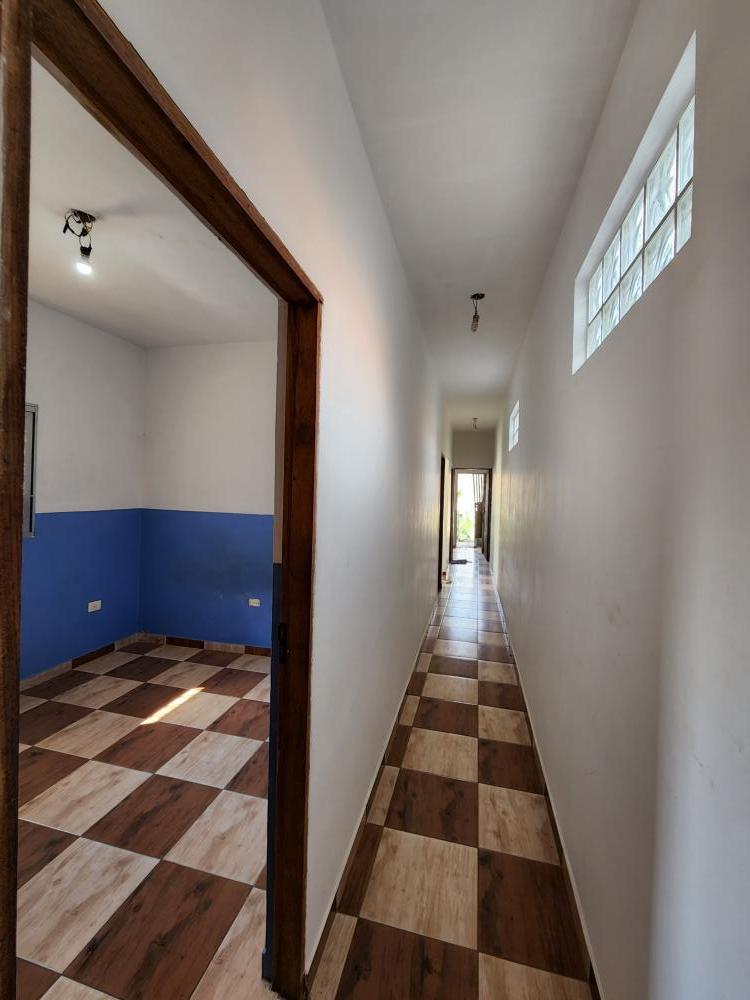 Casa à venda com 4 quartos, 209m² - Foto 4