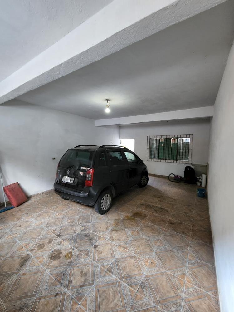 Casa à venda com 4 quartos, 209m² - Foto 35