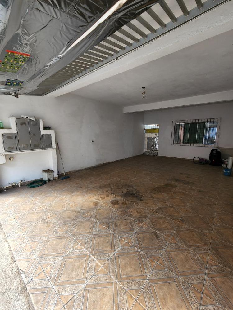 Casa à venda com 4 quartos, 209m² - Foto 42