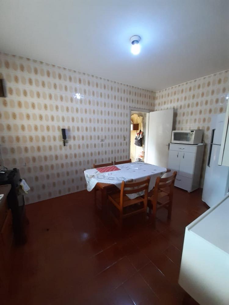 Casa à venda com 7 quartos, 295m² - Foto 12