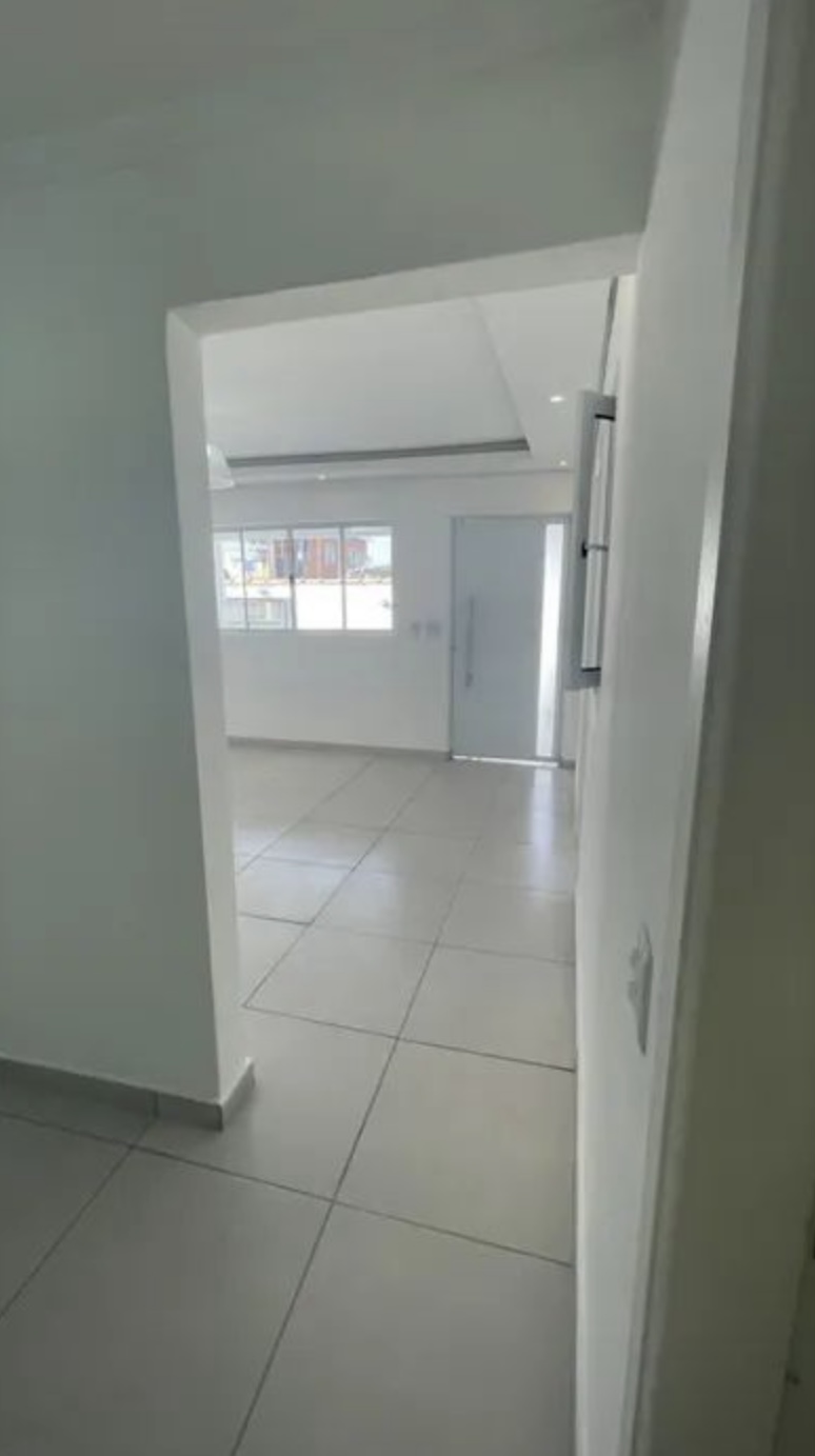 Casa à venda com 2 quartos, 50m² - Foto 11