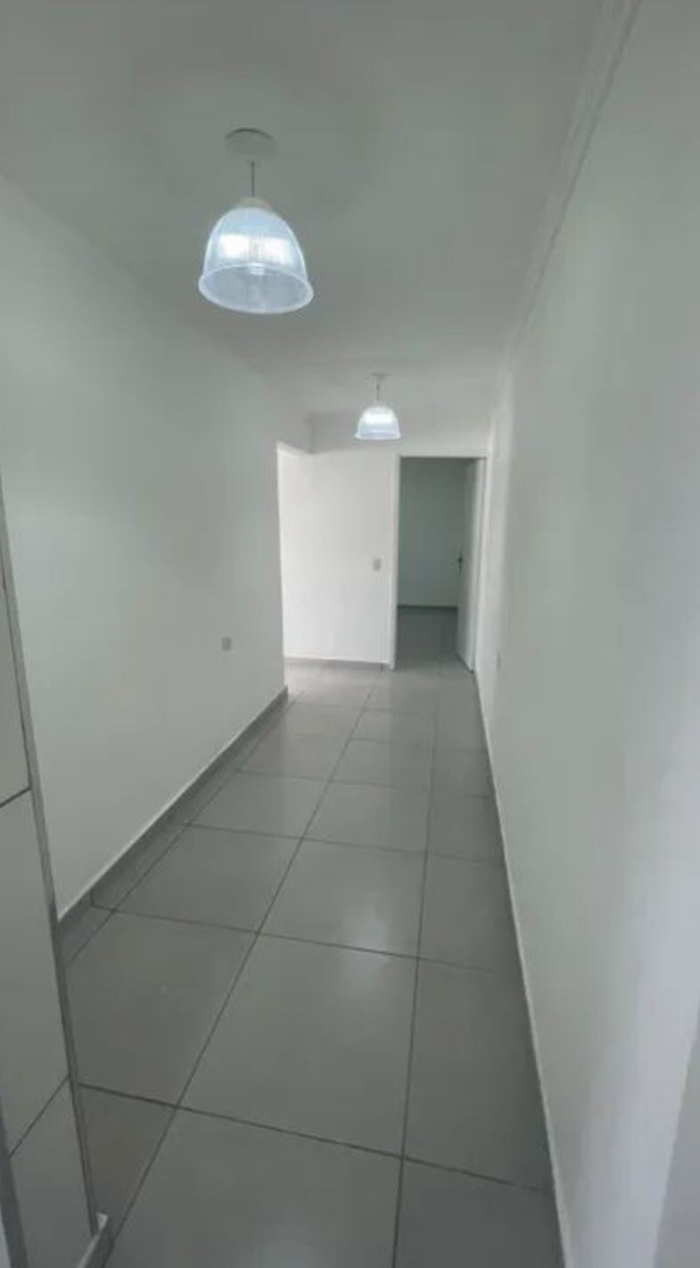 Casa à venda com 2 quartos, 50m² - Foto 12