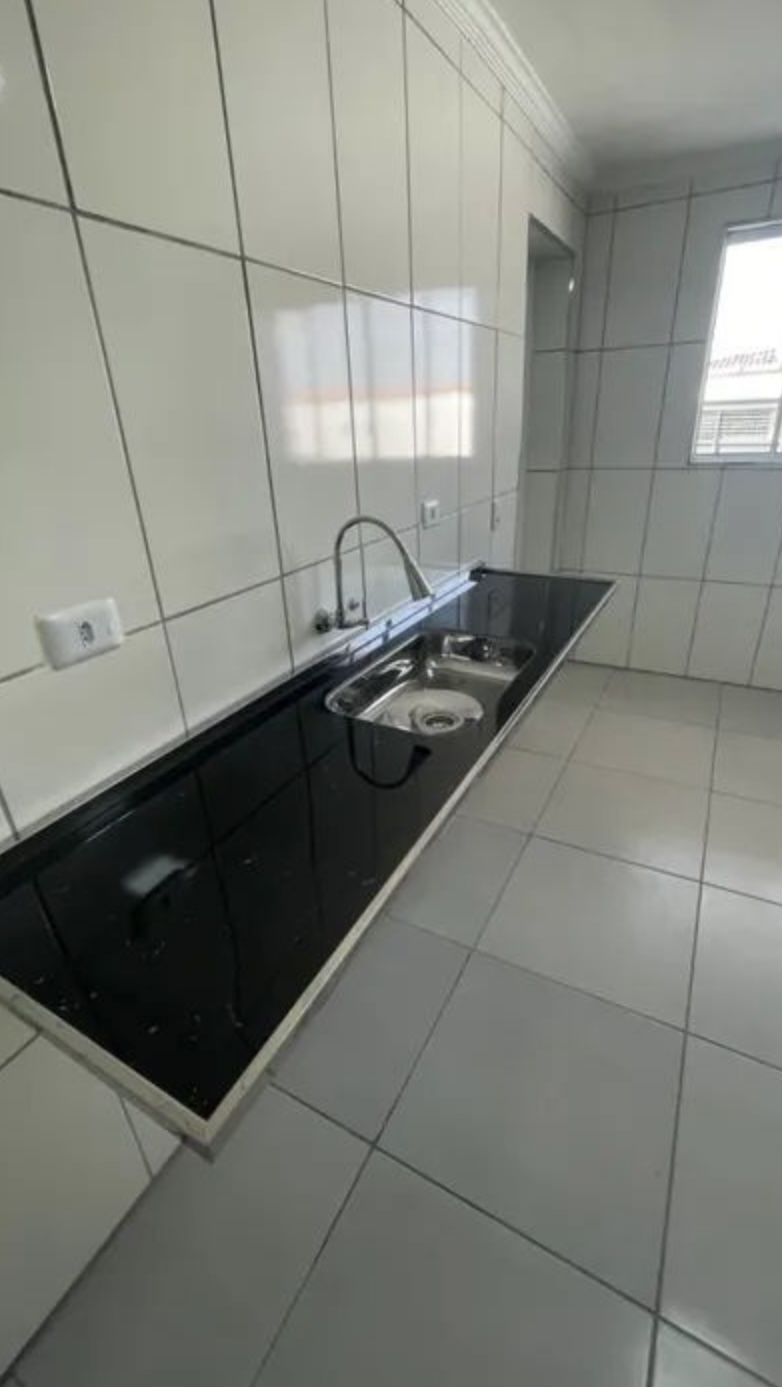 Casa à venda com 2 quartos, 50m² - Foto 14