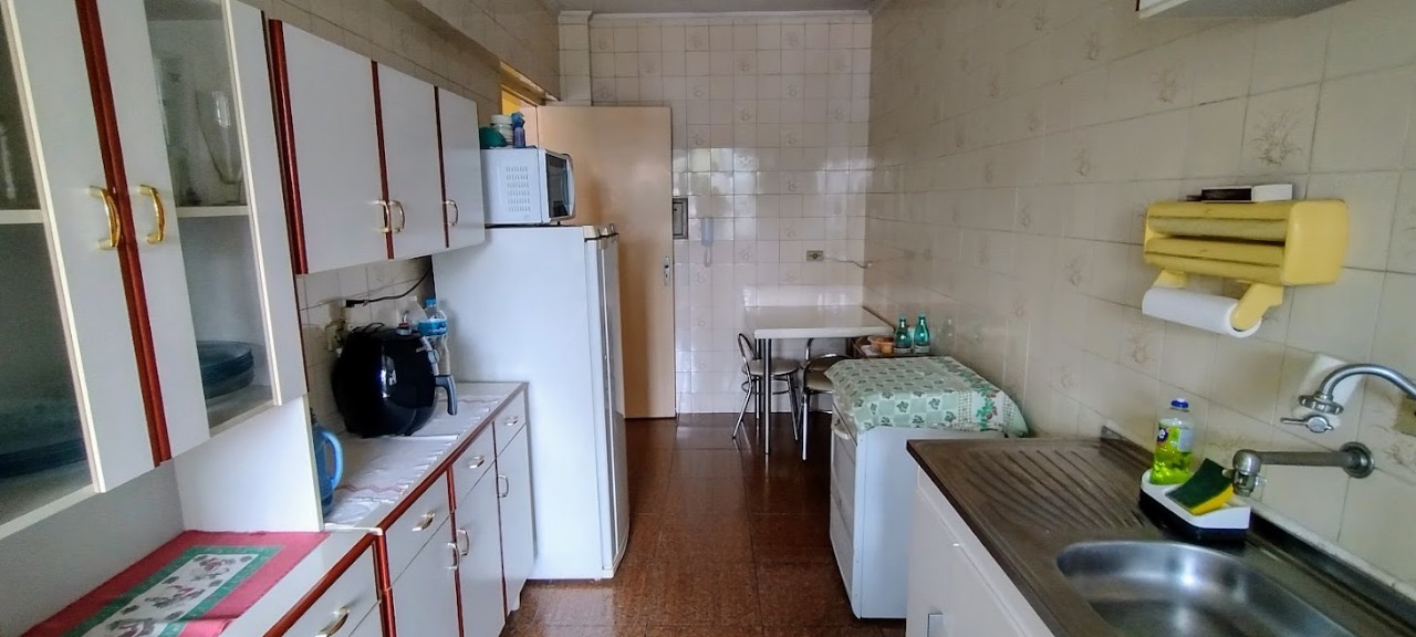 Apartamento à venda com 2 quartos, 75m² - Foto 9