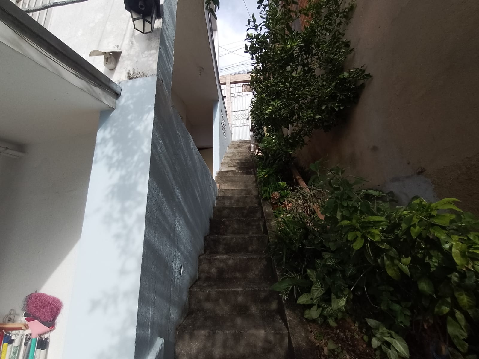 Casa para renda (250M²) 03 casas, 03 vagas, R$ 530mil/Munhoz Jr/Osasco