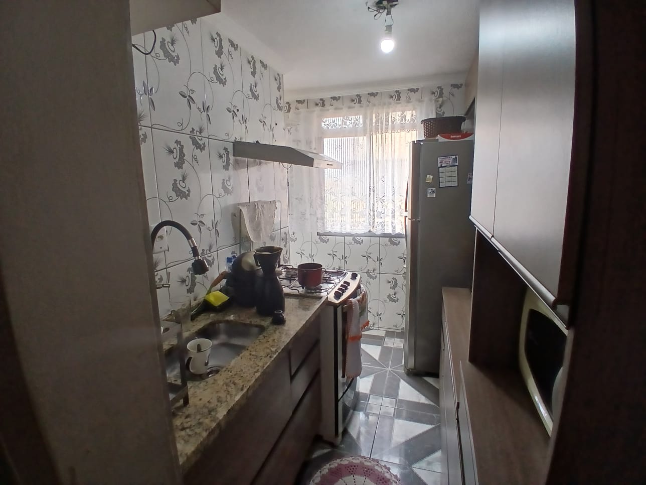 Apartamento reformado(52m²), 02 dormitórios, 01 vaga