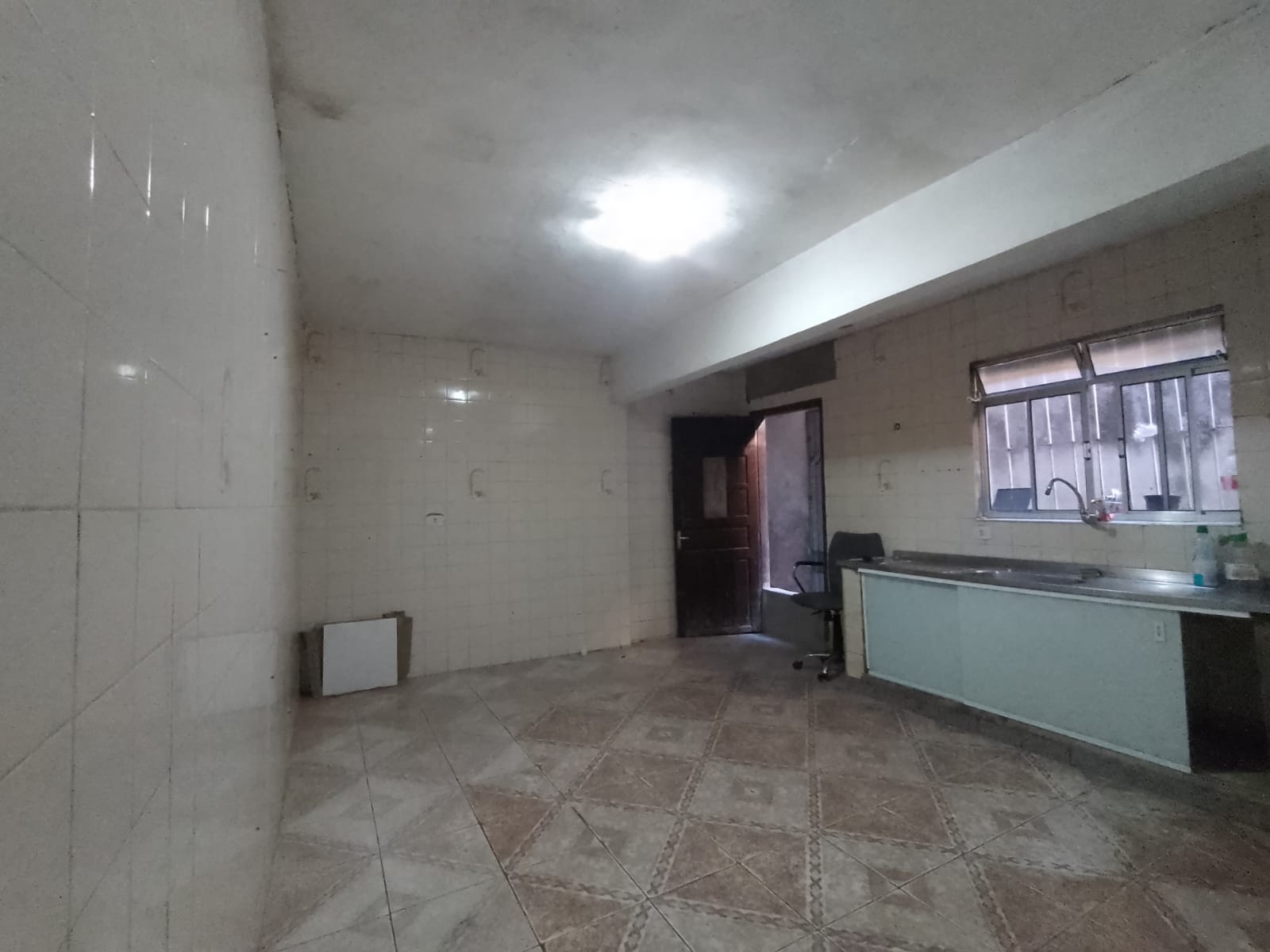Casa para renda com salão comercial(125m²) 02 casas, 01 vaga/R$400mil/Munhoz Jr/Osasco