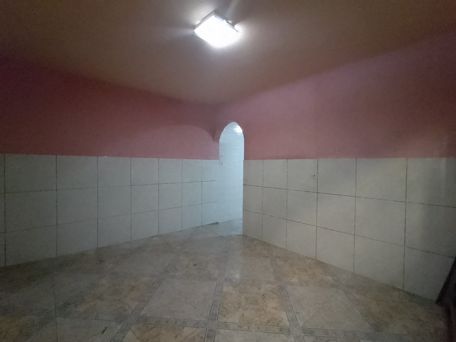Casa para renda com salão comercial(125m²) 02 casas, 01 vaga/R$400mil/Munhoz Jr/Osasco