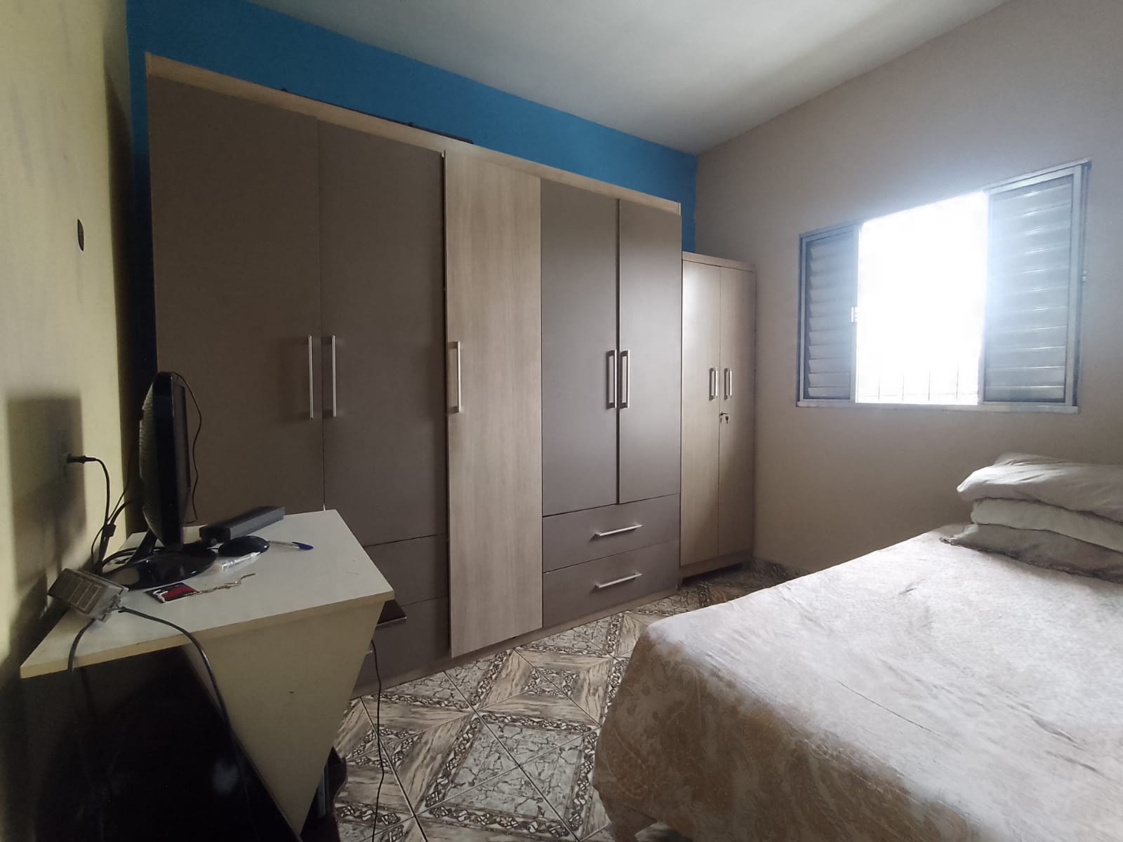 Casa(125m²)02 Dormitórios, sendo 01 suíte 01 vaga/R$390mil/Jd Mutinga/Barueri.