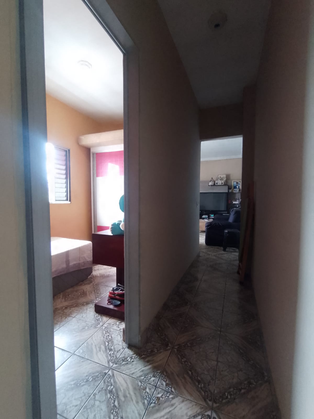 Casa(125m²)02 Dormitórios, sendo 01 suíte 01 vaga/R$390mil/Jd Mutinga/Barueri.