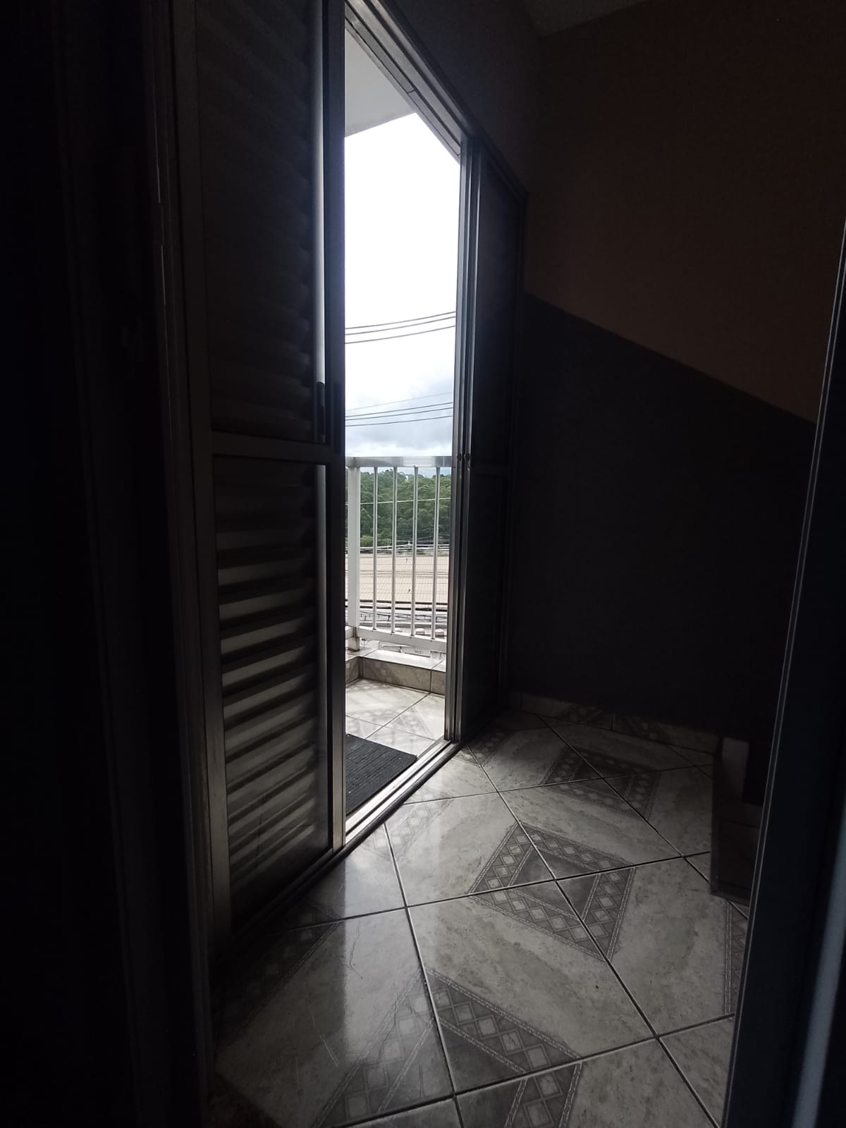 Casa(125m²)02 Dormitórios, sendo 01 suíte 01 vaga/R$390mil/Jd Mutinga/Barueri.