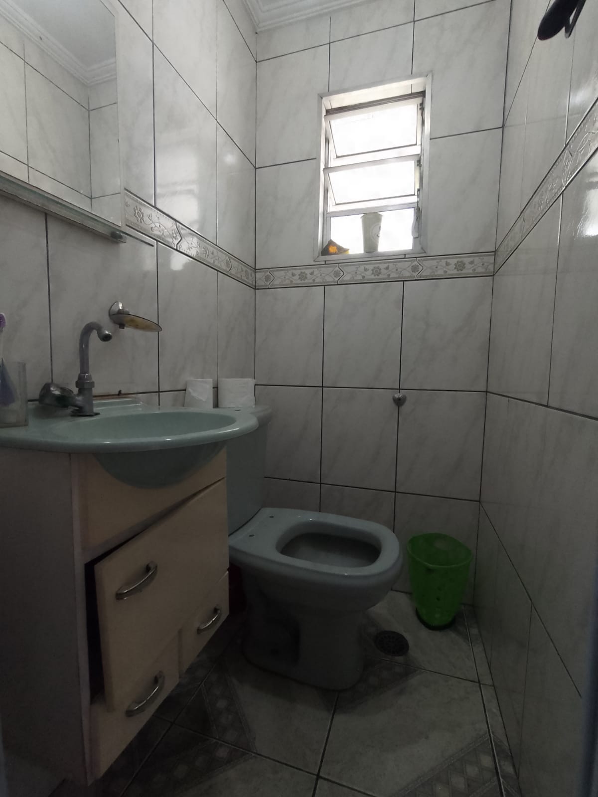 Casa(125m²)02 Dormitórios, sendo 01 suíte 01 vaga/R$390mil/Jd Mutinga/Barueri.