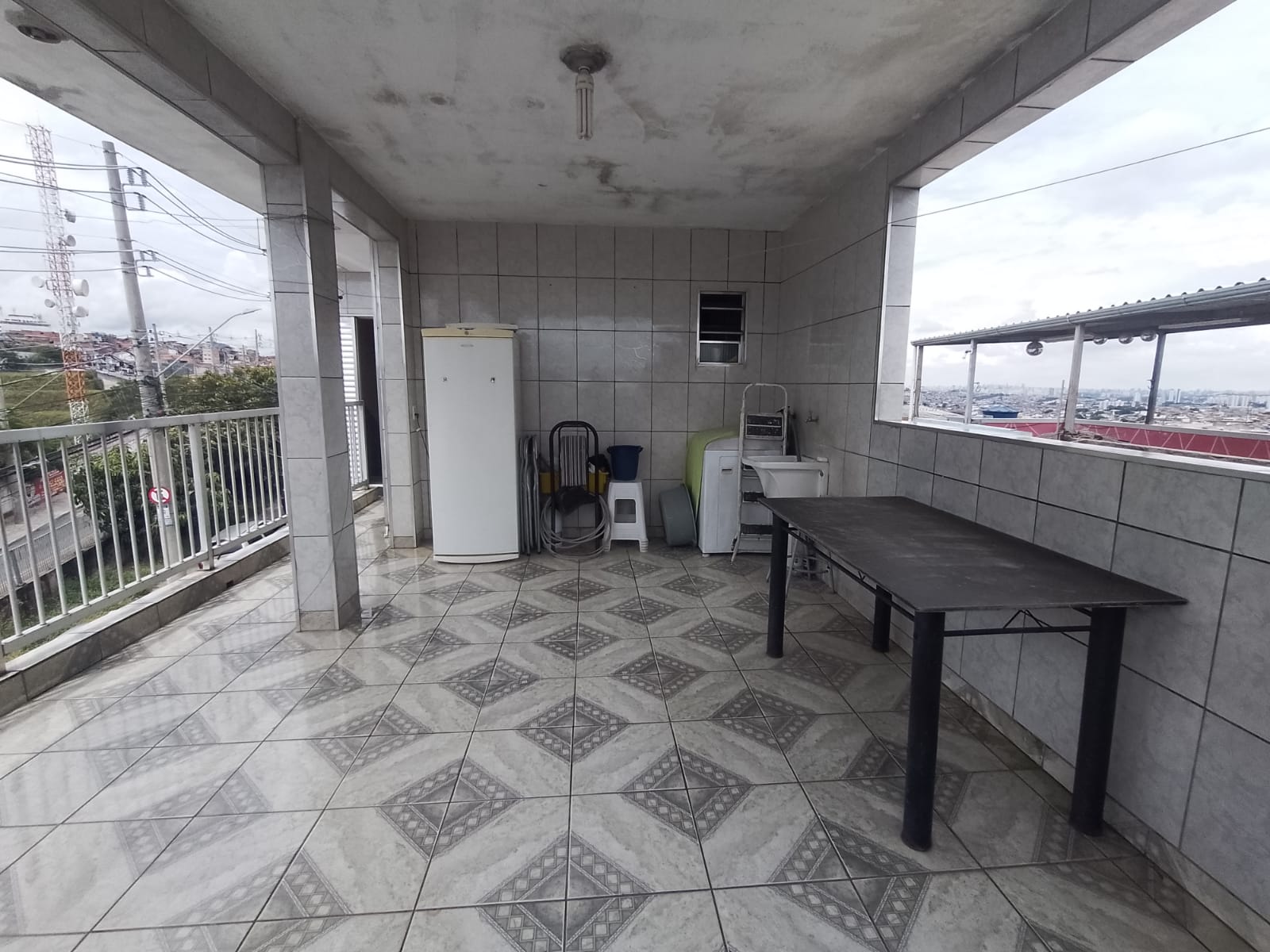Casa(125m²)02 Dormitórios, sendo 01 suíte 01 vaga/R$390mil/Jd Mutinga/Barueri.